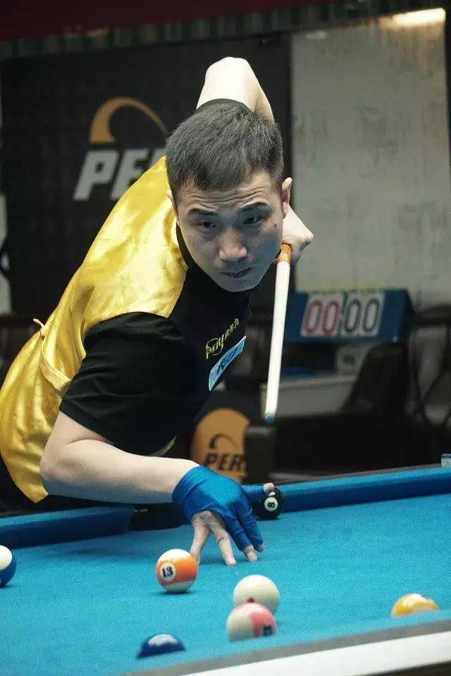 科贝尔在一 科贝尔在一