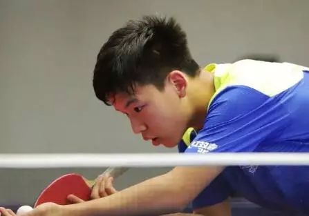 球舞台上