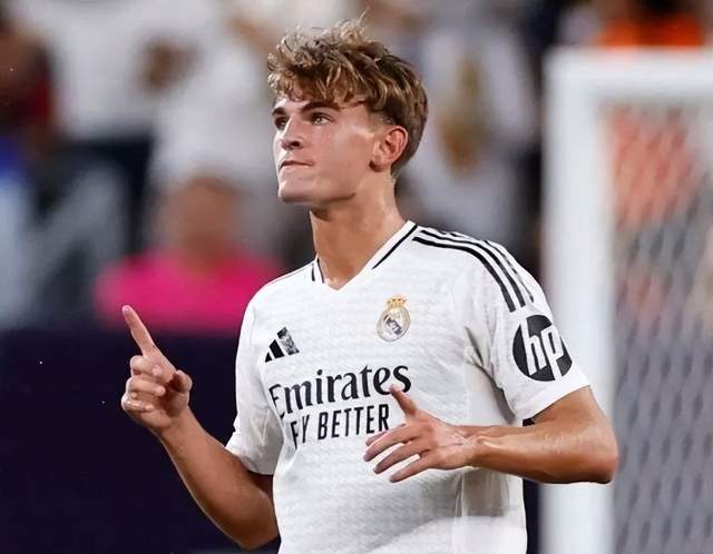 他不仅展示 他不仅展示