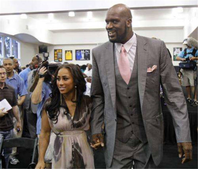 配轻社交与 配轻社交与